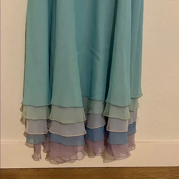 Aqua V-Neck Maxi Dress with Floral Waist Accent - Picture 3 of 11